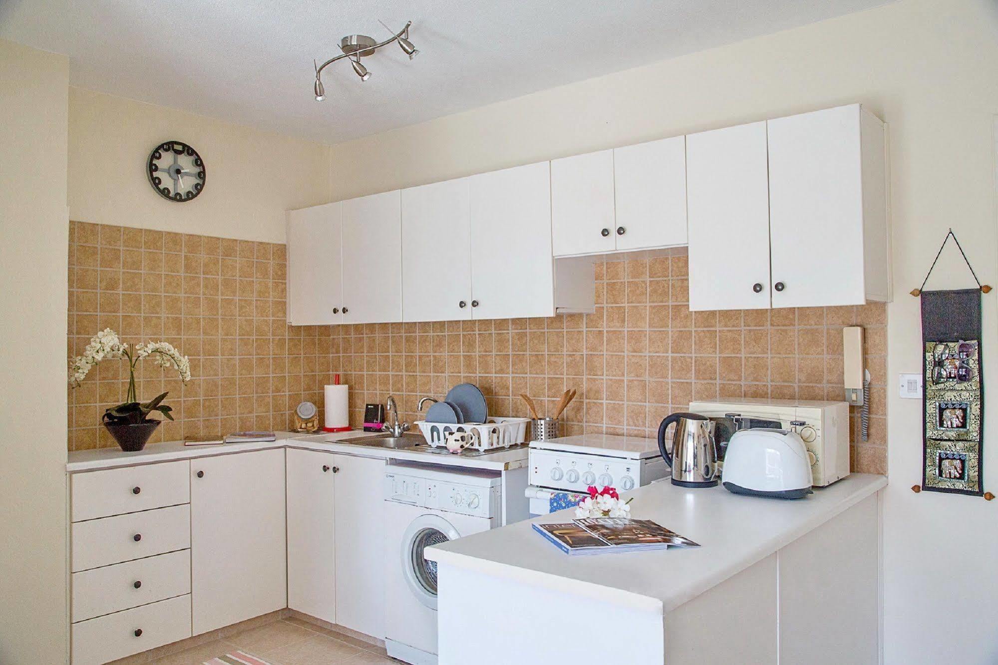 Paphos Love Nest Apartment エクステリア 写真